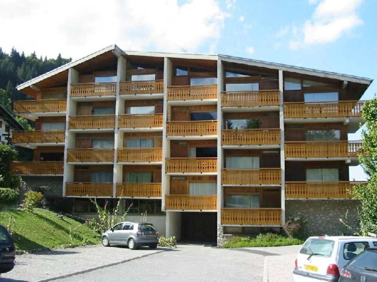 Apartment Morzine : Apt 6 Pers, 2 Ch, Cuisine Equipee, Balcon, Parking, Casier A Skis - Fr-1-524-119