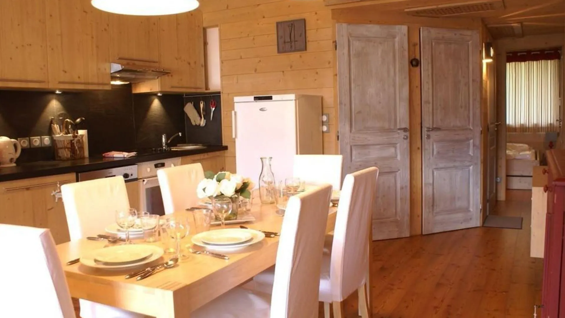Morzine : Apt 6 Pers, 2 Ch, Cuisine Equipee, Balcon, Parking, Casier A Skis - Fr-1-524-119 Apartment