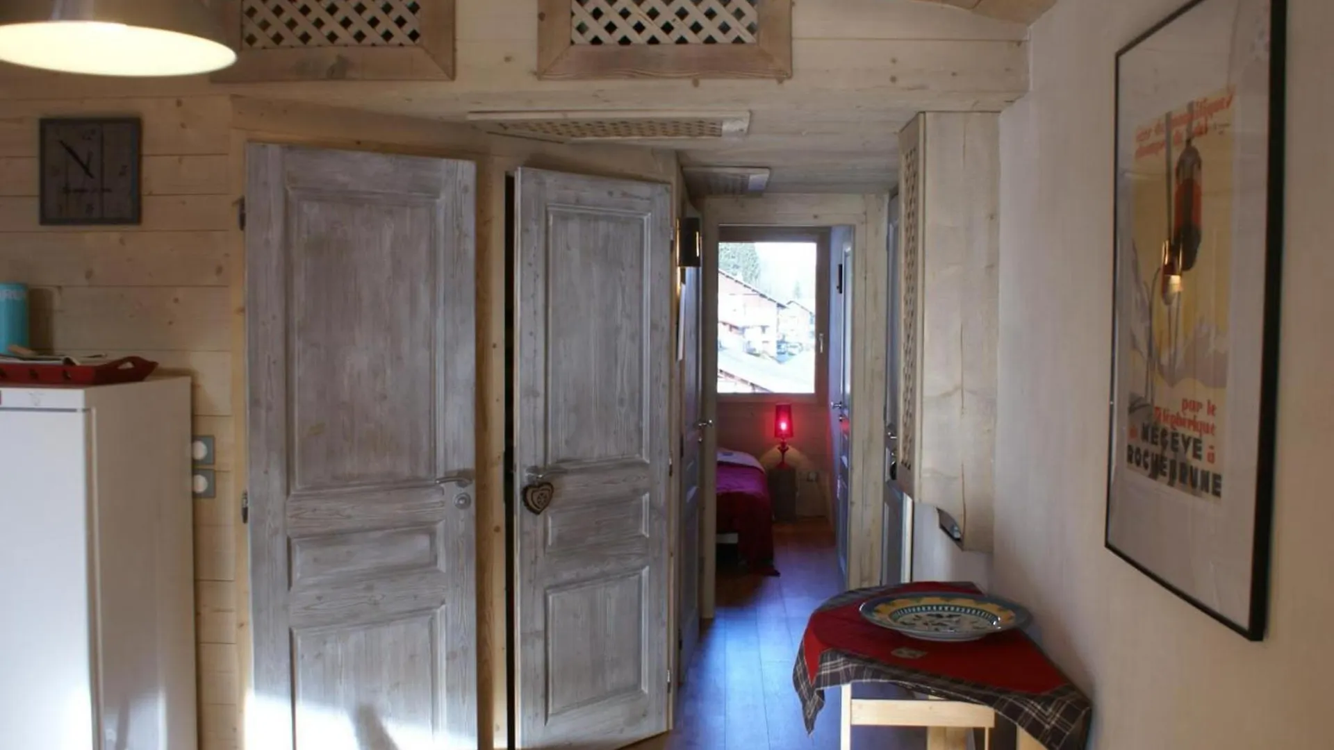 Apartment Morzine : Apt 6 Pers, 2 Ch, Cuisine Equipee, Balcon, Parking, Casier A Skis - Fr-1-524-119