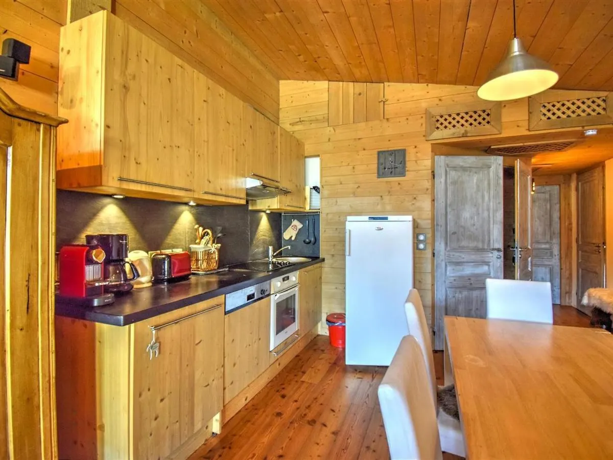 Apartmán Morzine : Apt 6 Pers, 2 Ch, Cuisine Equipee, Balcon, Parking, Casier A Skis - Fr-1-524-119